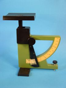 letter scale, maker J. Maul