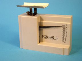 letter scale, maker Hanson