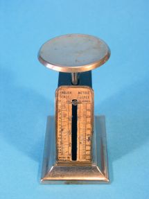 letter scale, unknown maker