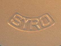 logo Syro scale