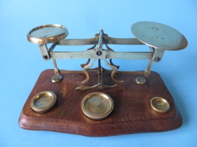 Perry & Co letter scale