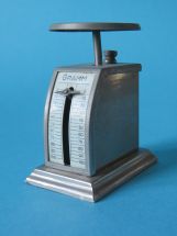 letter scale