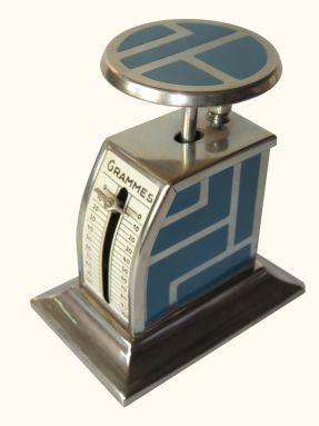 letter scale, maker Rowenta