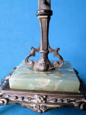 detail 3