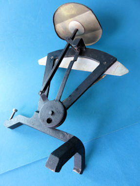 detail 7