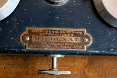 detail 10