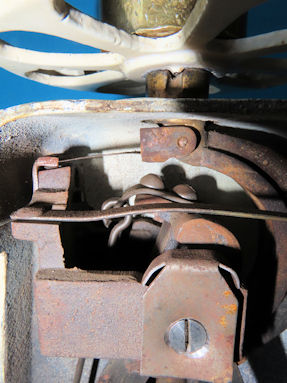 detail 18