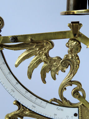 detail 8
