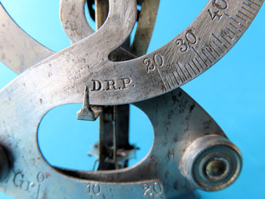 detail 5