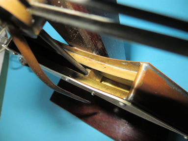 detail 10